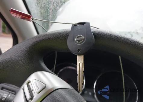 2015 Nissan Versa 1.6 Sv из США, поврежденный, VIN 3N1CN7AP3FL850822